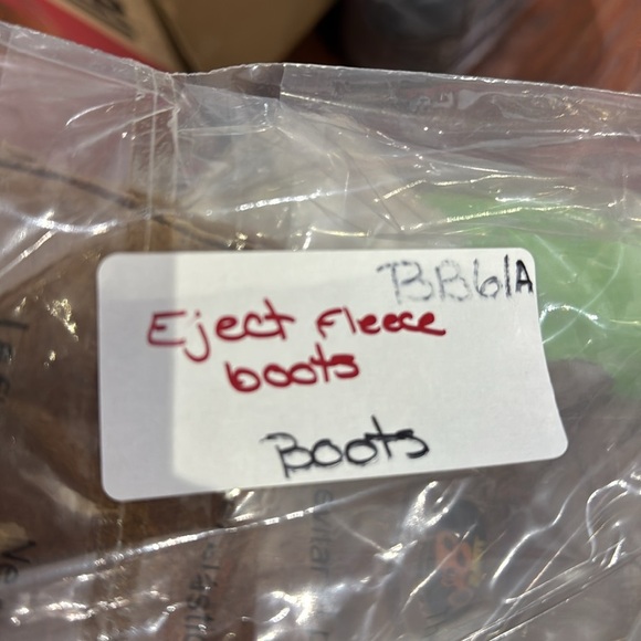 Brown Shearling-Lined Lace-Up Boots - Picture 14 of 15